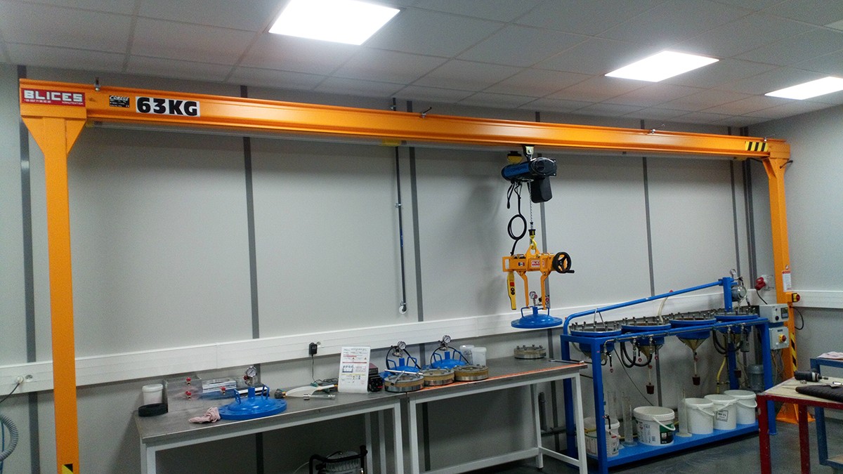 Portique de levage laboratoire palan électrique à chaîne accessoire de levage sur mesure